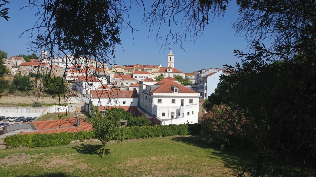 Casa Do Criativo Bed&Breakfast Almada Exterior foto